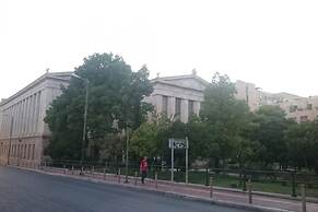 Modern Apartment in Athens Center