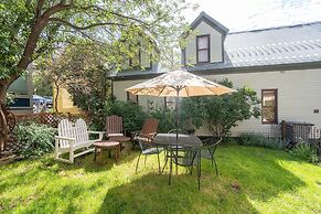 Mountain Luxury At Historic Twin Bricks On South Oak. Brand New Remode