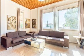 Villa Aristotle in Peyia