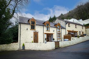 Rose Coach House - 3 Bedroom Cottage - Pendine