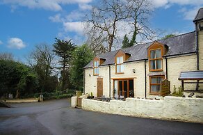 Rose Coach House - 3 Bedroom Cottage - Pendine