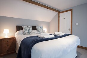 Rose Coach House - 3 Bedroom Cottage - Pendine