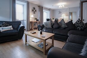 Rose Coach House - 3 Bedroom Cottage - Pendine