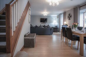 Rose Coach House - 3 Bedroom Cottage - Pendine