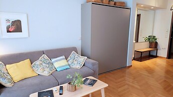 Stylish Apartment in Acropolis
