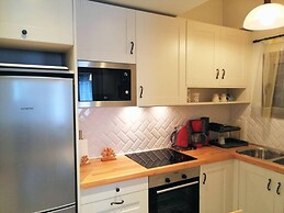 Stylish Apartment in Acropolis