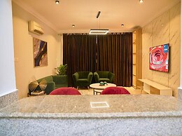 Stunning 3-bed Apartment in Osapa Lekki