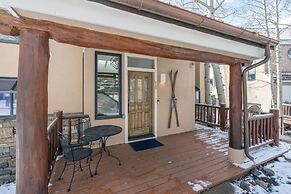 Mountain Village Panoramic Views, Hot Tub, Fireplace 3 Bedroom Townhou