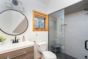 Mountain Village Panoramic Views, Hot Tub, Fireplace 3 Bedroom Townhou