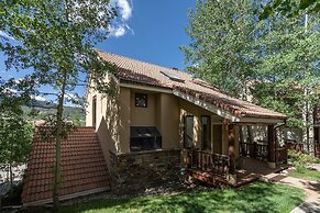 Mountain Village Panoramic Views, Hot Tub, Fireplace 3 Bedroom Townhou