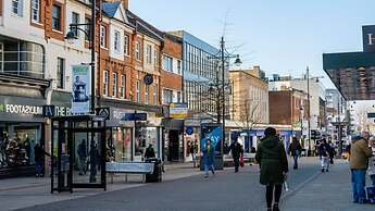 Cosy Double or Twin Studio Near Shearsby, England