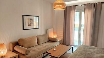 Wonderful Apartment in Acropolis