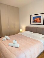 Wonderful Apartment in Acropolis