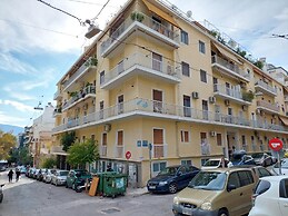 Wonderful Apartment in Acropolis