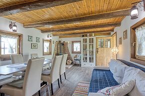 Rural House With Wellness