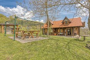 Rural House With Wellness