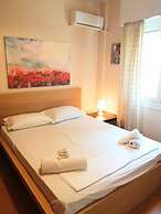 Elegant Apartment in Acropolis With Roof Garden