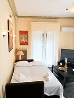 Elegant Apartment in Acropolis With Roof Garden