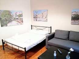 Acropolis Museum Family Apartment