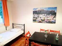 Acropolis Museum Family Apartment