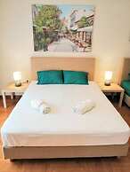 Acropolis Museum Grand Apartment