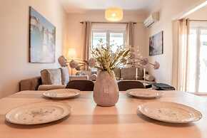 Acropolis Museum Grand Apartment