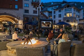 Back Door Ski In/out Fireplace, Hot Tub, Huge Views Alpine Luxury At C