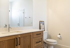 Villa #27 At Bloomington Country Club 4 Bedroom Townhouse by RedAwning