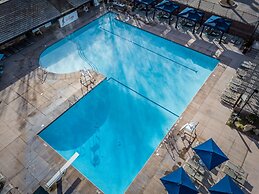 Villa #27 At Bloomington Country Club 4 Bedroom Townhouse by RedAwning