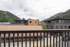 Comfy Casual Near Gondola & Main Street! @ Needle Rock 3 2 Bedroom Con