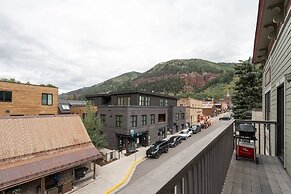 Comfy Casual Near Gondola & Main Street! @ Needle Rock 3 2 Bedroom Con