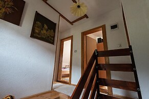 Captivating 3-bed House in Zabljak, Zminica