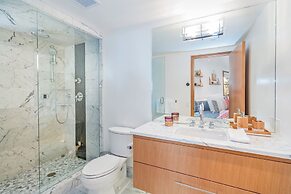 Luxury Townhome On Depot. 3 Mins Walk To Main St/gondola. Heated Garag