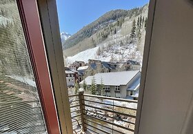 Cloud Nine! Near Chair 7, Top Floor On River + Hot Tub 1 Bedroom Condo