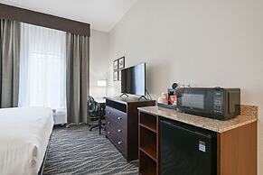 Cobblestone Hotel & Suites - Central Wisconsin Airport