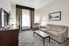 Cobblestone Hotel & Suites - Central Wisconsin Airport