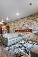 Cobblestone Hotel & Suites - Central Wisconsin Airport