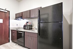 Cobblestone Hotel & Suites - Central Wisconsin Airport