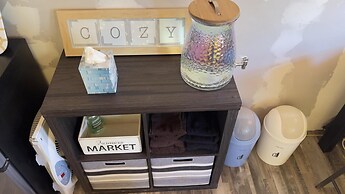 Off-grid 1-bed Cabin in Yokuts Valley