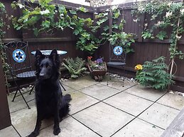 Beautiful 6-bed Dog Friendly Cottage in Heacham