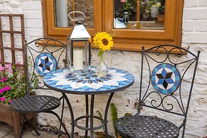 Beautiful 6-bed Dog Friendly Cottage in Heacham