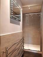 Beautiful 6-bed Dog Friendly Cottage in Heacham