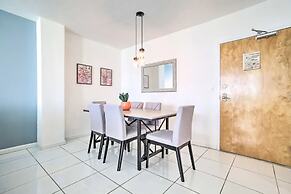 Ft Lauderdale Oceanfront Resort Condo W/ Views! 1 Bedroom Apts by RedA