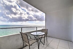 Ft Lauderdale Oceanfront Resort Condo W/ Views! 1 Bedroom Apts by RedA