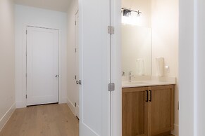 Villa #28 At Bloomington Country Club 4 Bedroom Townhouse by RedAwning