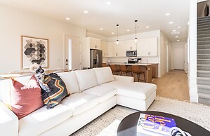 Villa #28 At Bloomington Country Club 4 Bedroom Townhouse by RedAwning