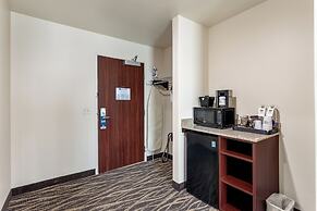 Cobblestone Hotel & Suites - Ottumwa