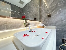 Cua Dong Luxury Hotel