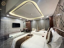 Cua Dong Luxury Hotel