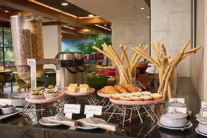 Golden Tulip Vagator Goa